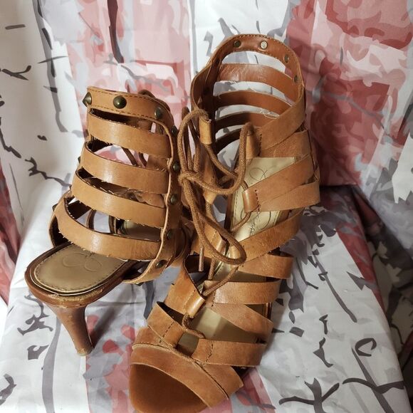 Jessica Simpson Gladiator - Picture 3 of 6